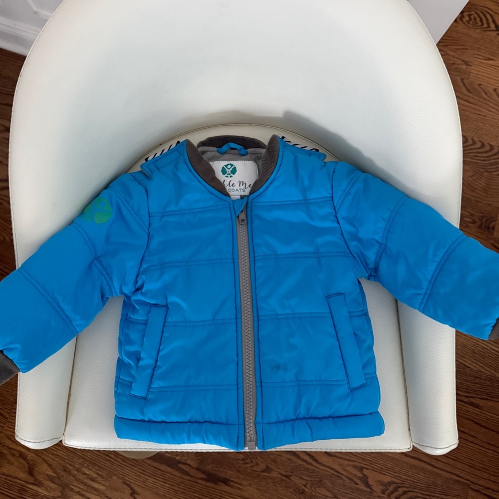 Buckle me coat